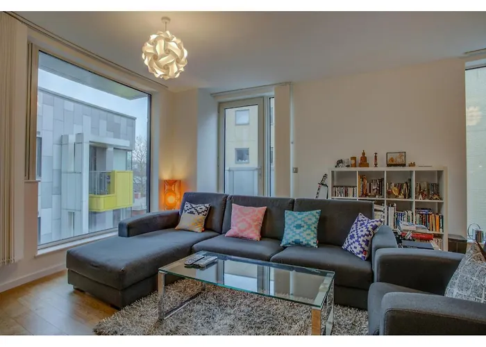 Stylish And Charming Apt For Up To 4, Manchester